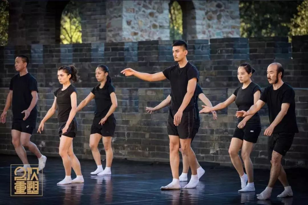 演員訓練方法與日常趣事揭秘